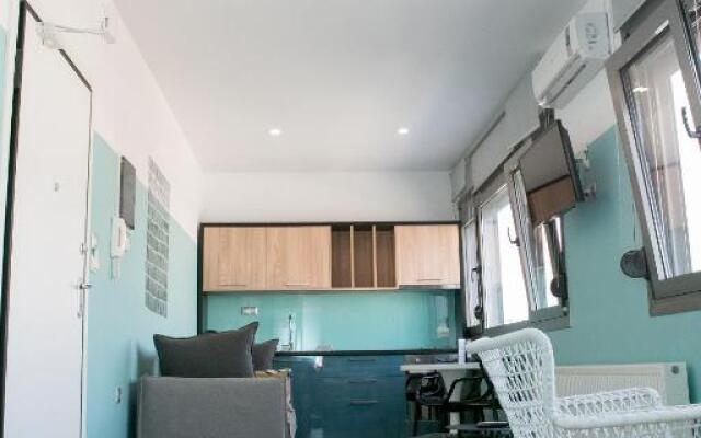 Mazi7thFloor #1