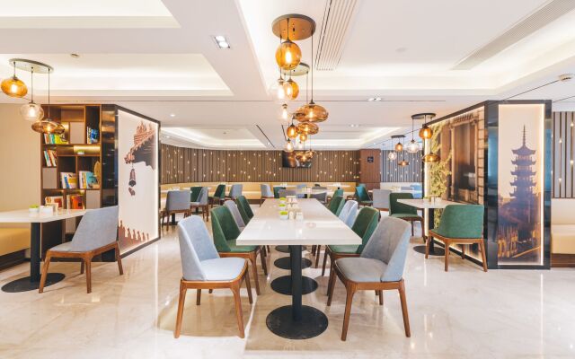 Atour Hotel New International Expo Center Longyang Road Shanghai