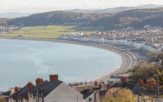 Ysgubor Newydd