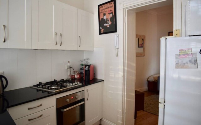 2 Bedroom Apartment in the Heart of Surry Hills