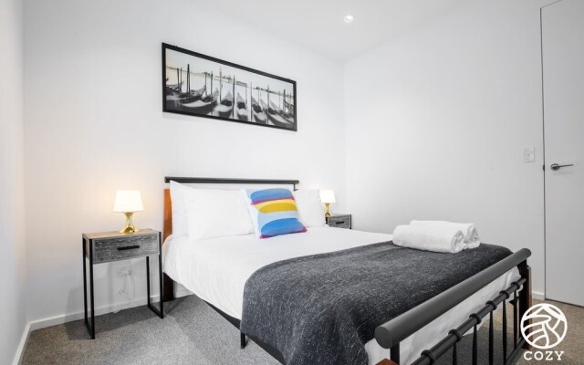 44 Melbourne One