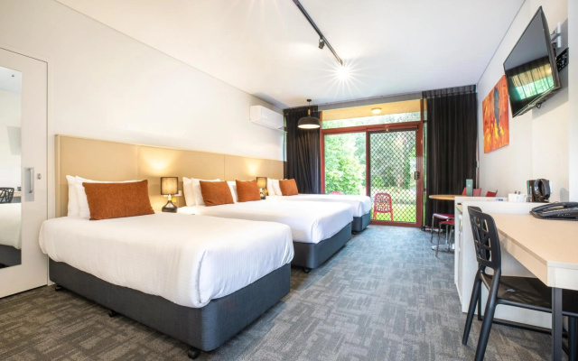 Nightcap at York on Lilydale – Guest Rooms – Melbourne