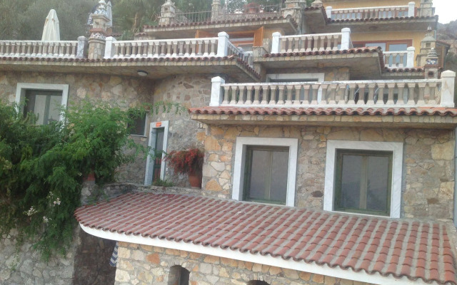 Villa Symbola