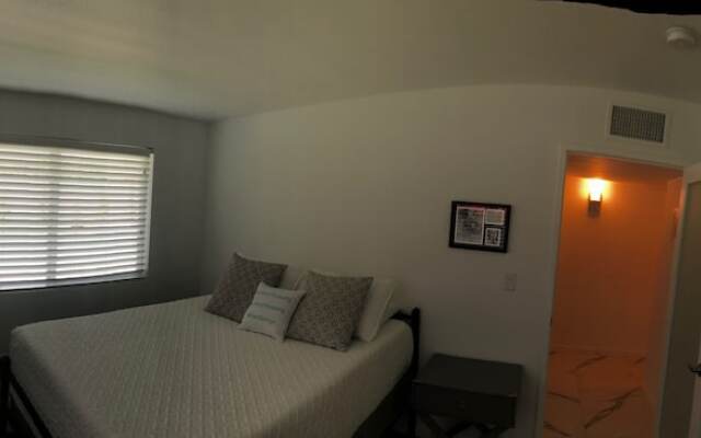 The Colony House Palm Springs