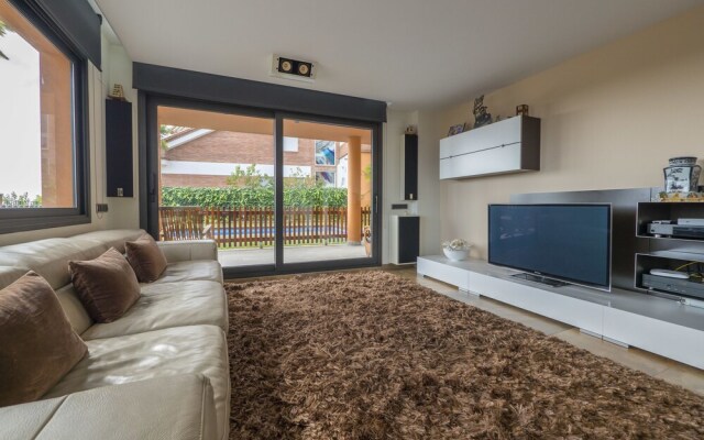 HomeHolidaysRentals Albi - Costa Barcelona