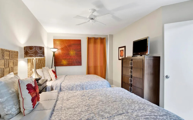 Windward Pointe 1002