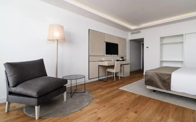 Apartamentos Montechoro Clube 99