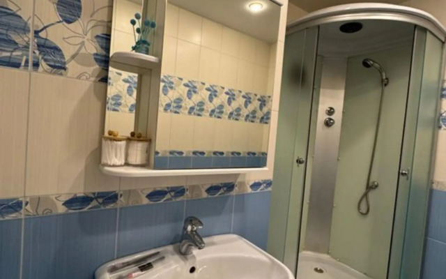 Апартаменты на улице Серова