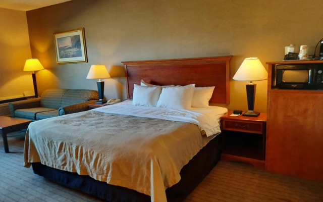 Holiday Inn Express Grants