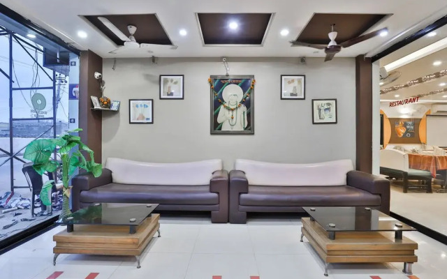 OYO 6139 Hotel Dwarka Residency