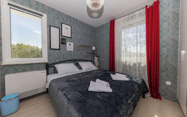 Alba Family Home