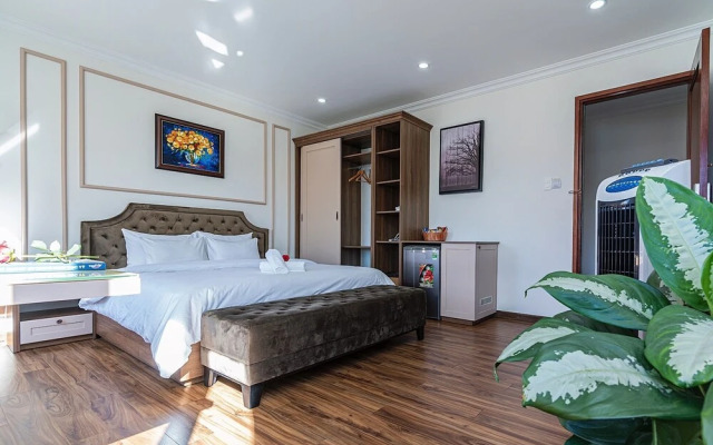 N Queen Apartment Hotel