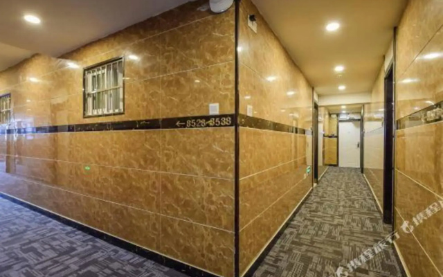 Durian Xiaoxing Chain Hotel (Nanjing Railway Station Hongshan Zoo Branch)