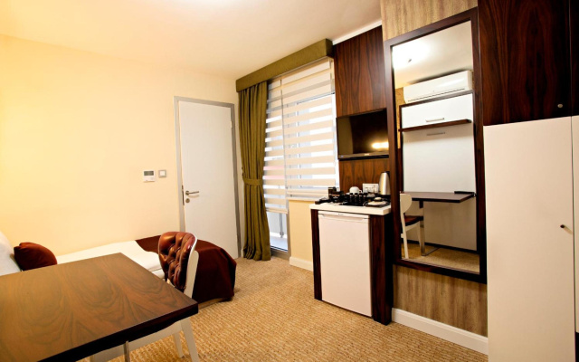 End Glory Hotel