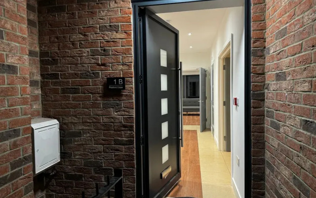 Cosy Flat With Garden London