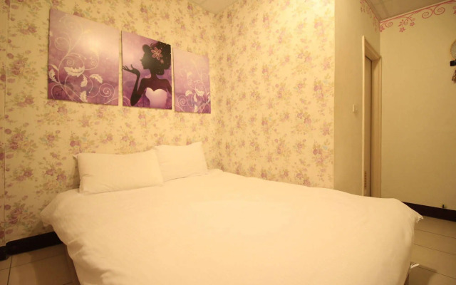 Fengjia Backers Hostel