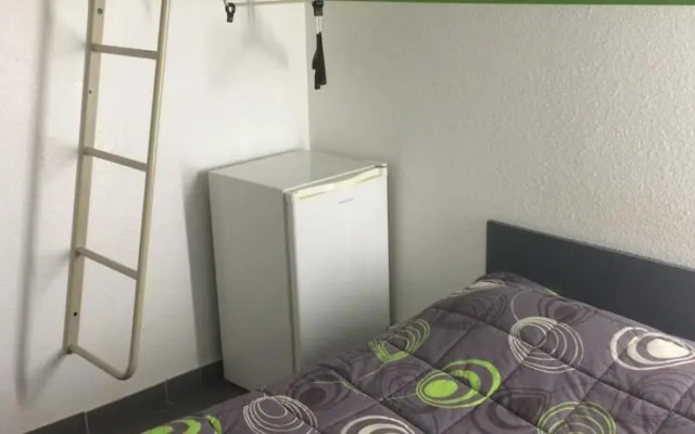 Lemon Hotel Dreux Chartres