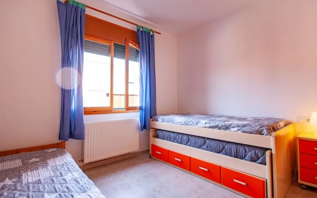 Luxurious Apartment in St Pere Pescador With Private Pool - фото 3