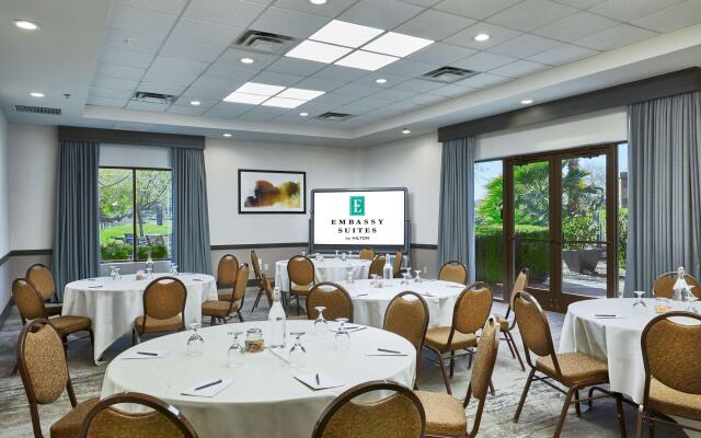 Embassy Suites by Hilton Phoenix Scottsdale