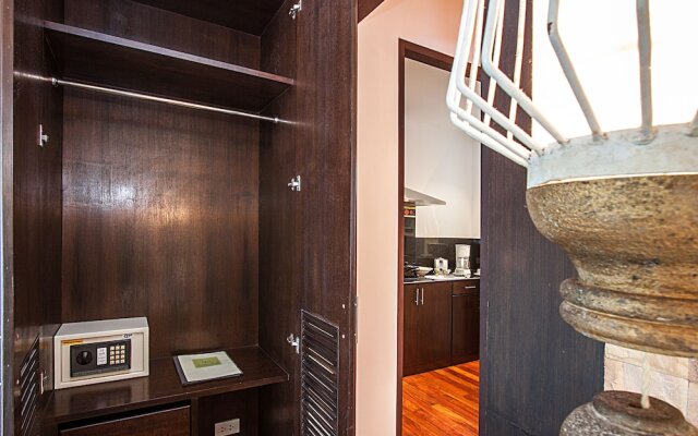 Nirano Villa 12 1 Bed