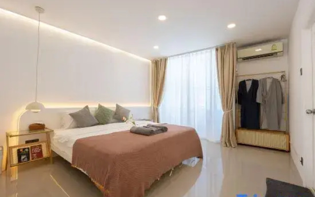 Ratchada Retreat Boutique Suites