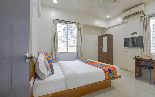 Fabhotel Skylight Studio Rooms