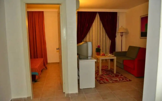 Almila Side Suite Hotel