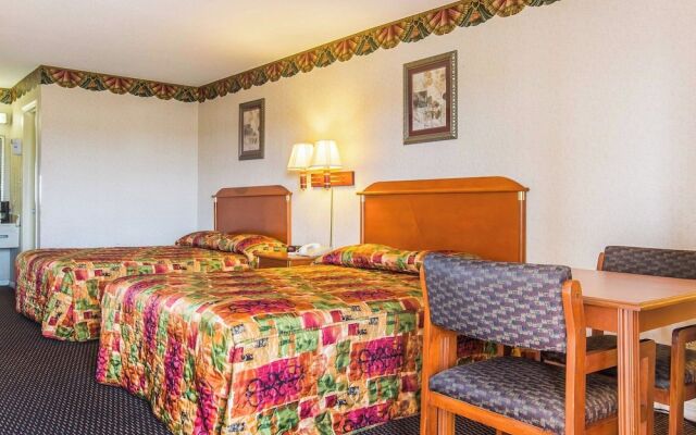 Key West Inn - Montgomery South