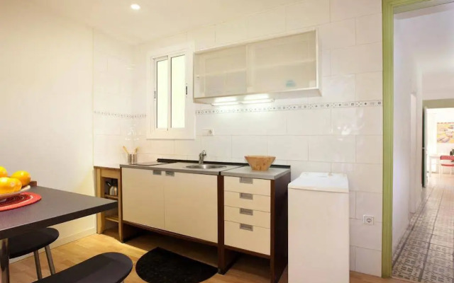 Centric Apartment El Molino Theater
