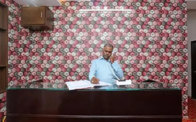 Laxmi Palace By OYO Rooms