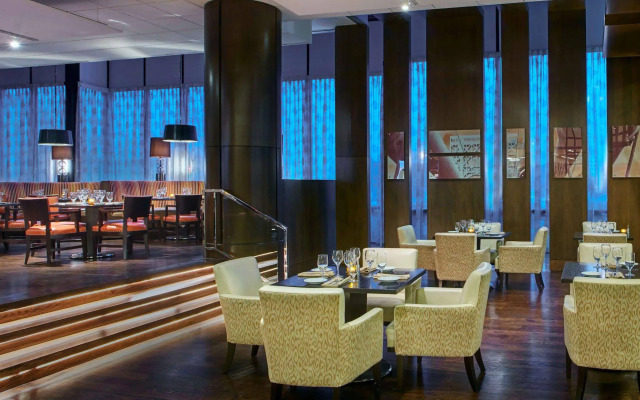 Teaneck Marriott at Glenpointe