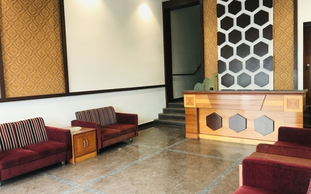 Naveed Residency