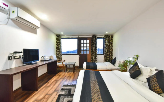 M Hotel & Restaurant