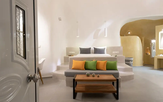 Santoterra Antigua Suites