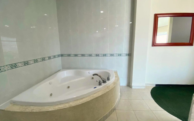 Enterprise Inn Poliforum