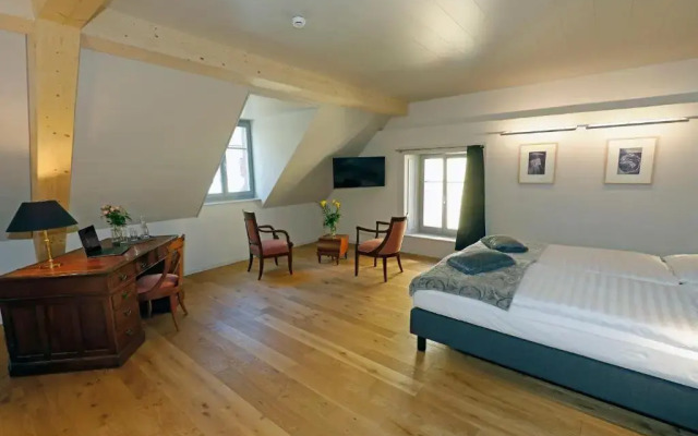 Hotel Fleur De Lis