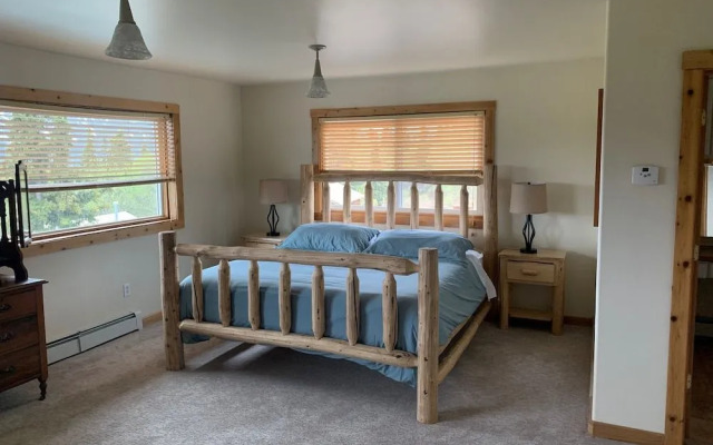 Majestic Valley Wilderness Lodge