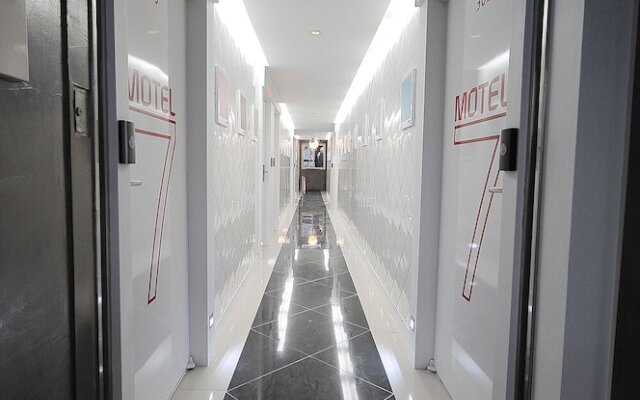 7 Motel