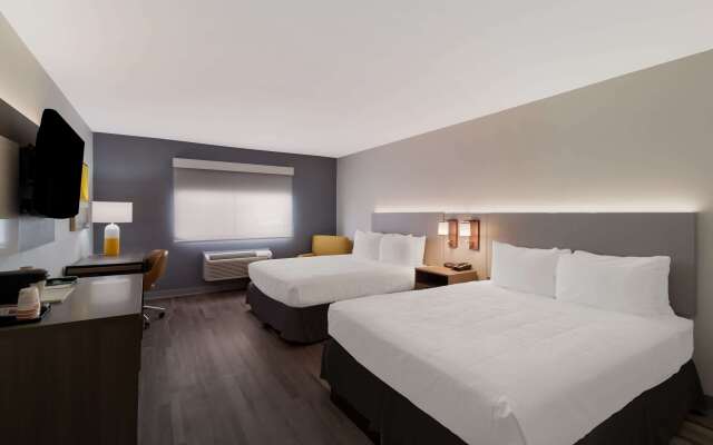 Quality Inn & Suites Artesia