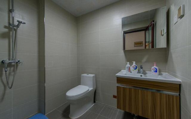 Xi’an NewTown·North Passenger Station· Locals Apartment 00125860