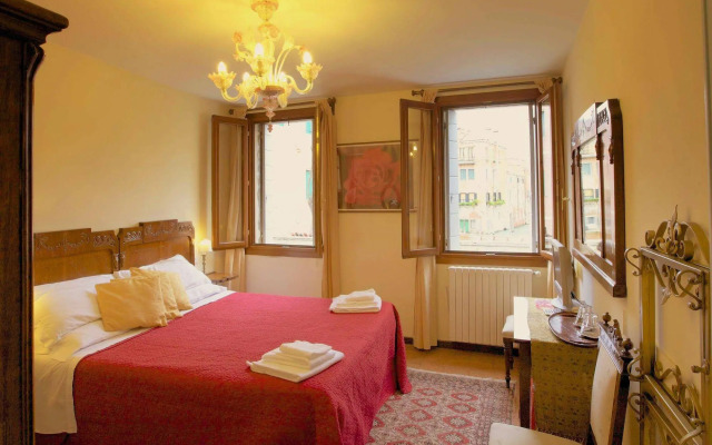 3749 Ponte Chiodo Guest House