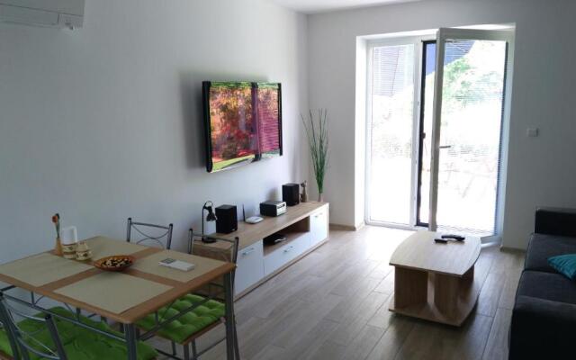 Apartman pod lipou - samostatny objekt