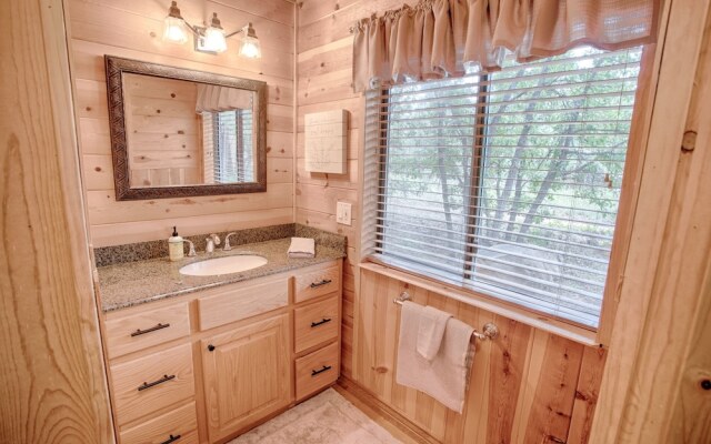 Pinetop Forty Niner 2 Bedroom Cabin