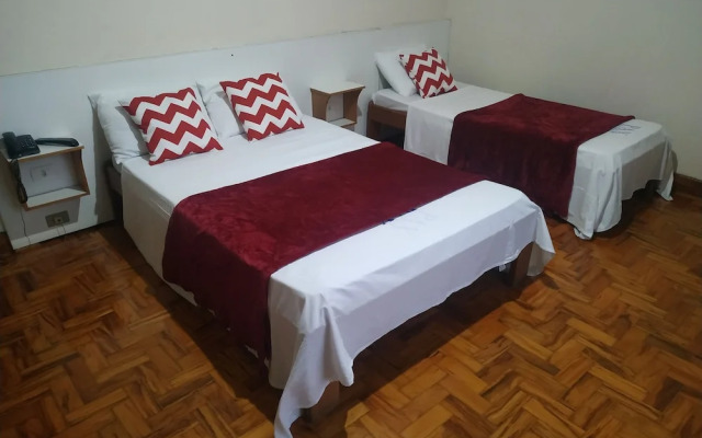 Pax Hotel