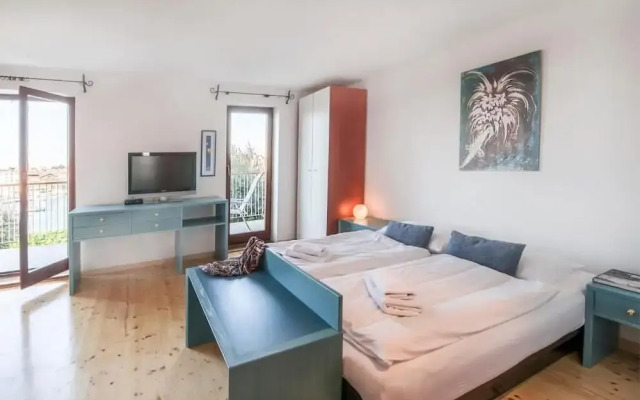 The Best View House