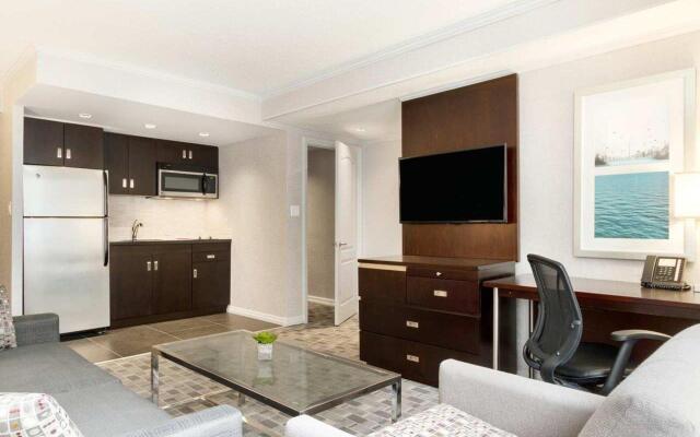 DoubleTree by Hilton Hotel Toronto Downtown