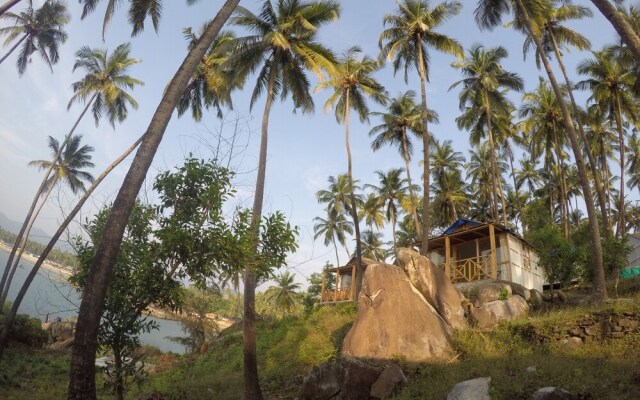 Neptune Point Beach Resort