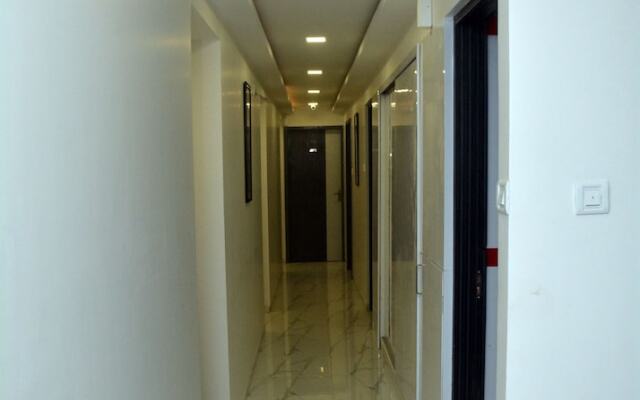 OYO Hotel Blue Sea Near Chhatrapati Shivaji International Airport