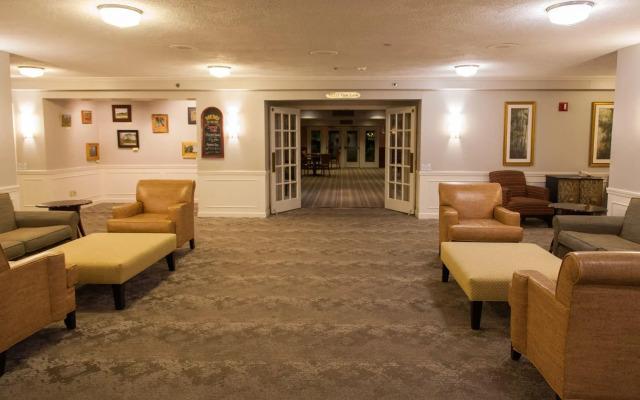 Red Jacket Mountain View Hotel
