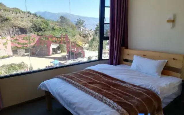 Kunming Qianhe Hotel